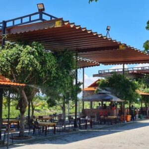 bạt mái xếp quán nhậu