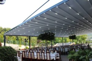 mái xếp di động nhà hàng